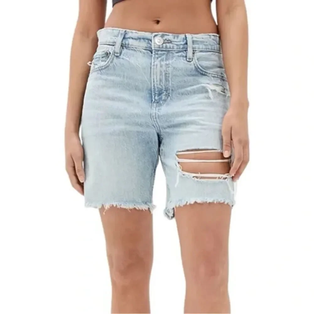 American Eagle Womens Low Rise Denim Baggy Skater Short Size 6 EUC